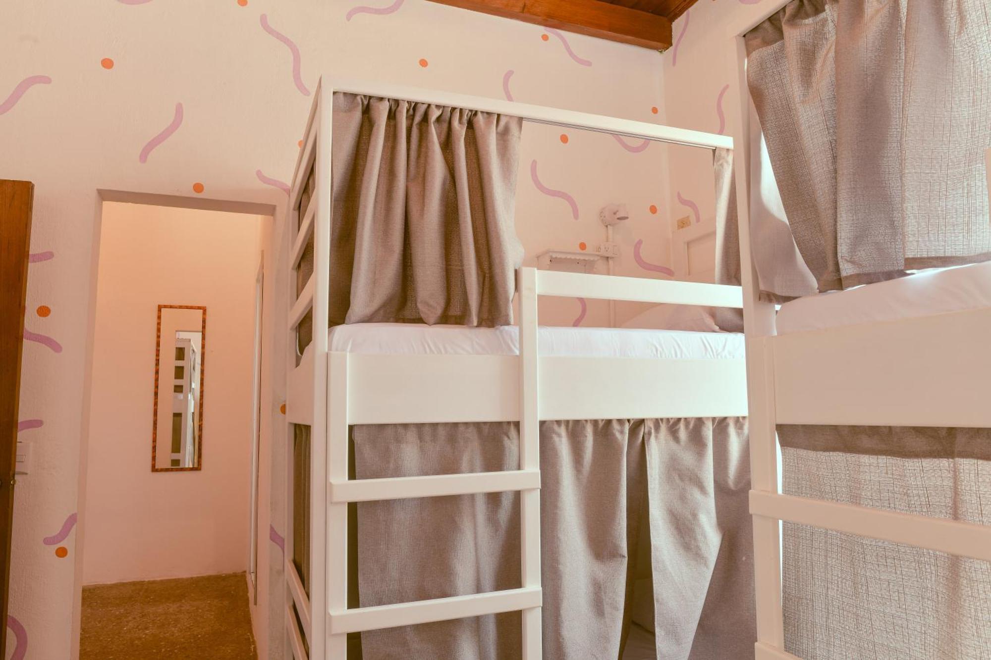 פלורס Macarena Hostel מראה חיצוני תמונה